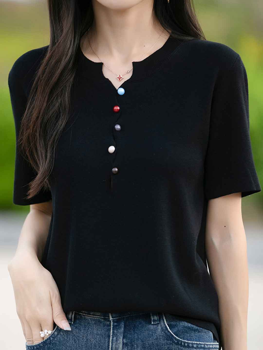 Khloe Classic Crew Neck Colorful Buttons Knitted Top-Blue