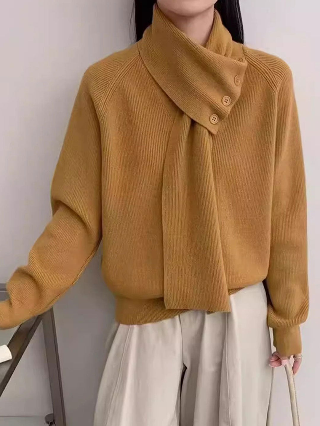 Mia Daily Detachable Scarf Knitted Sweater