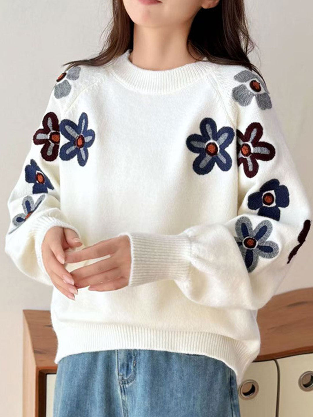 Sydney Classic Crew Neck Embroidered Floral Knitted Top
