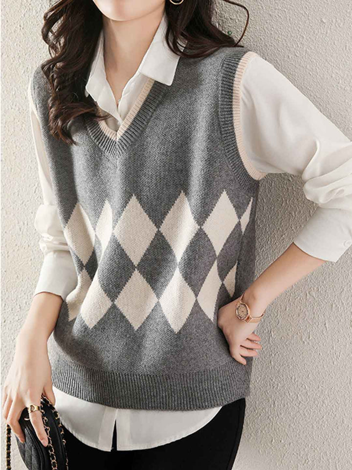 Grace Loose V-Neck Knitted Vest
