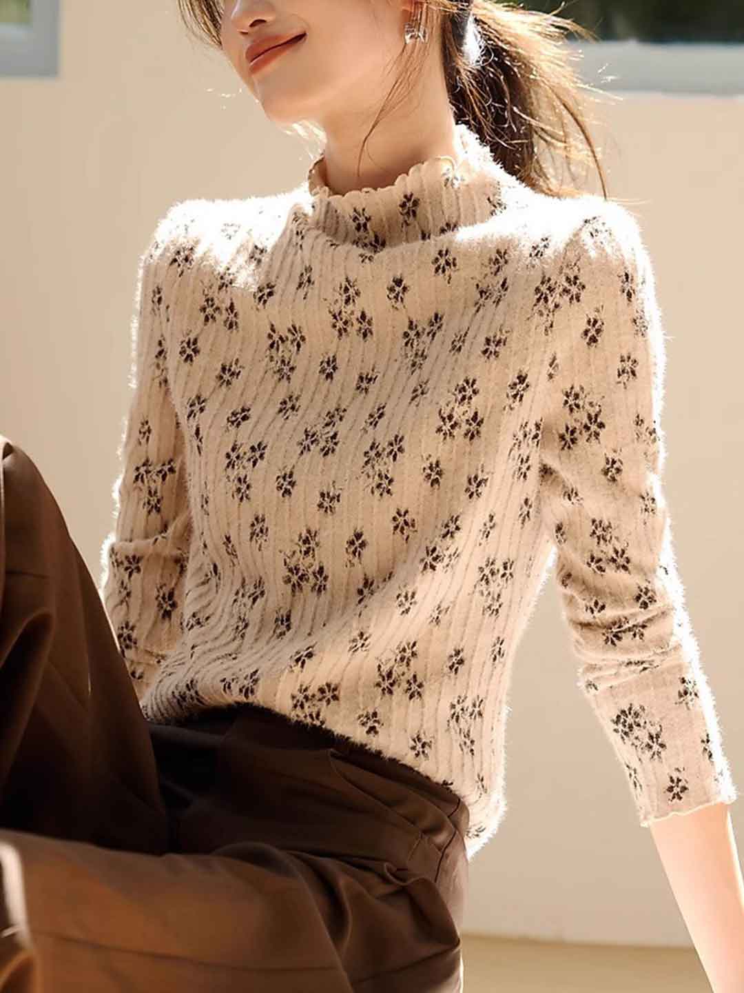 Sophie Slim Auricular Jacquard Textured Top