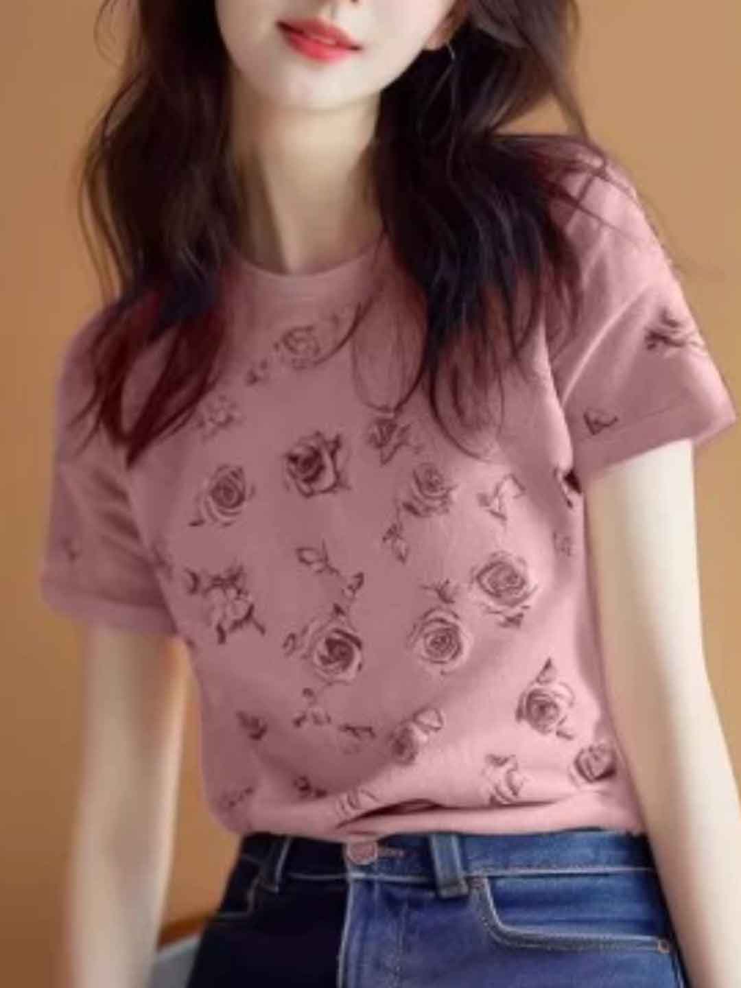 Chloe Chic Crew Neck Printed Top