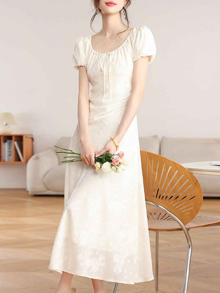 Chloe Elegant Crew Neck Puff Sleeve Jacquard Dress
