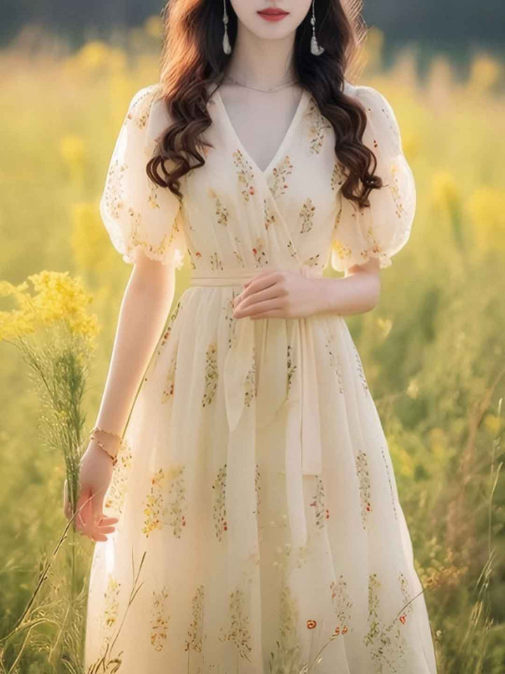 Selina Vacation V-Neck Puff Sleeve Floral Dress