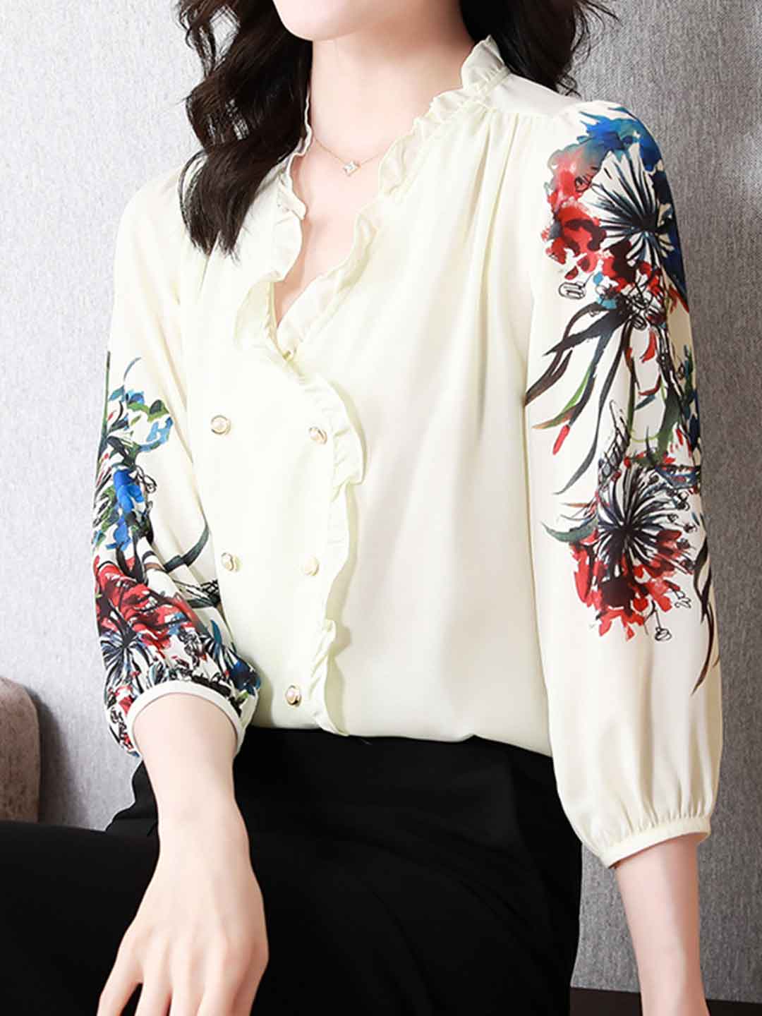 Layla Classic Auricular Collar Printed Chiffon Blouse