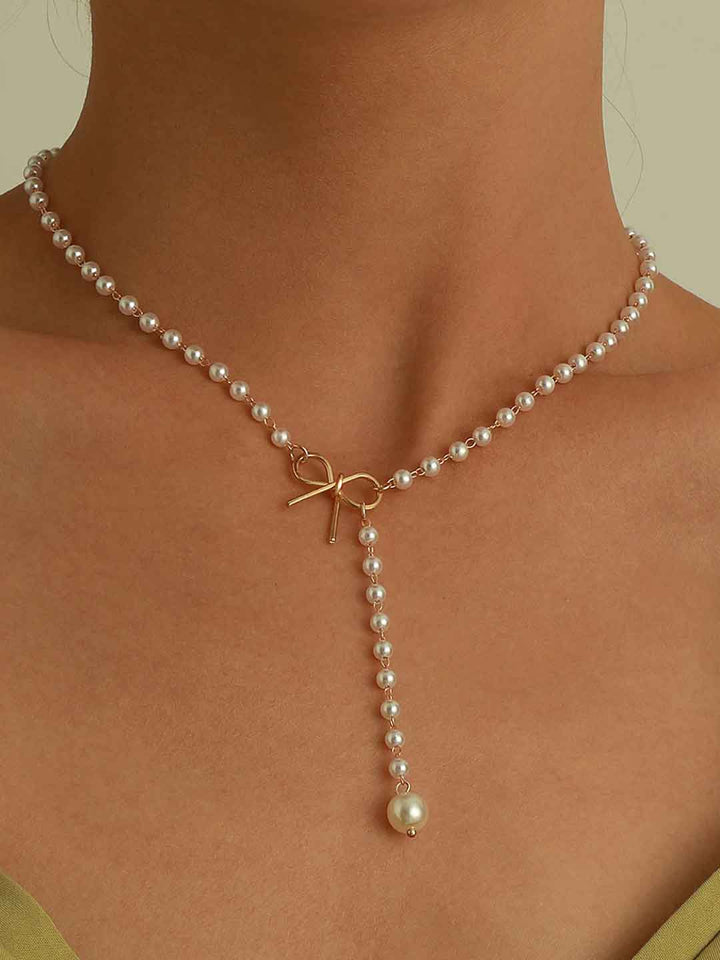 Pearl Bow Pendant Necklace