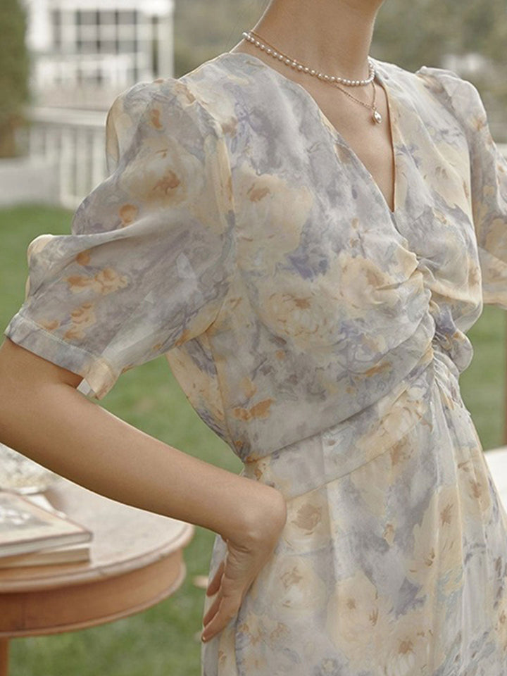 Eva Retro V-Neck Printed Floral Dress
