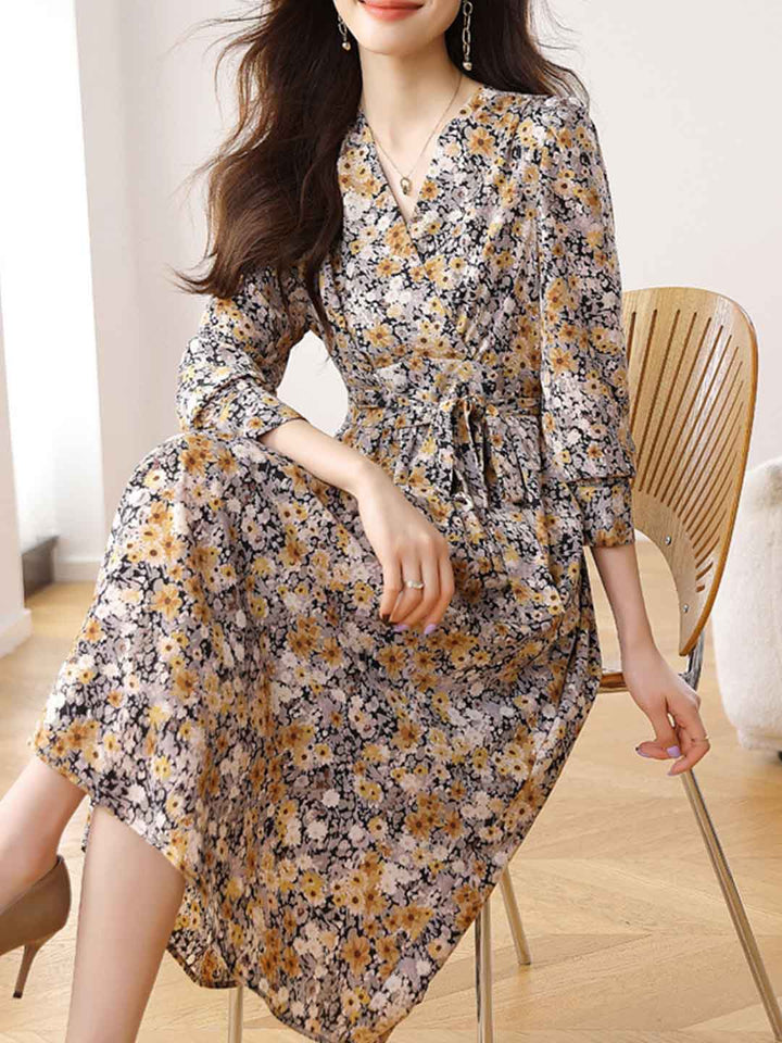 Mia Classic V-Neck Waisted Floral Dress