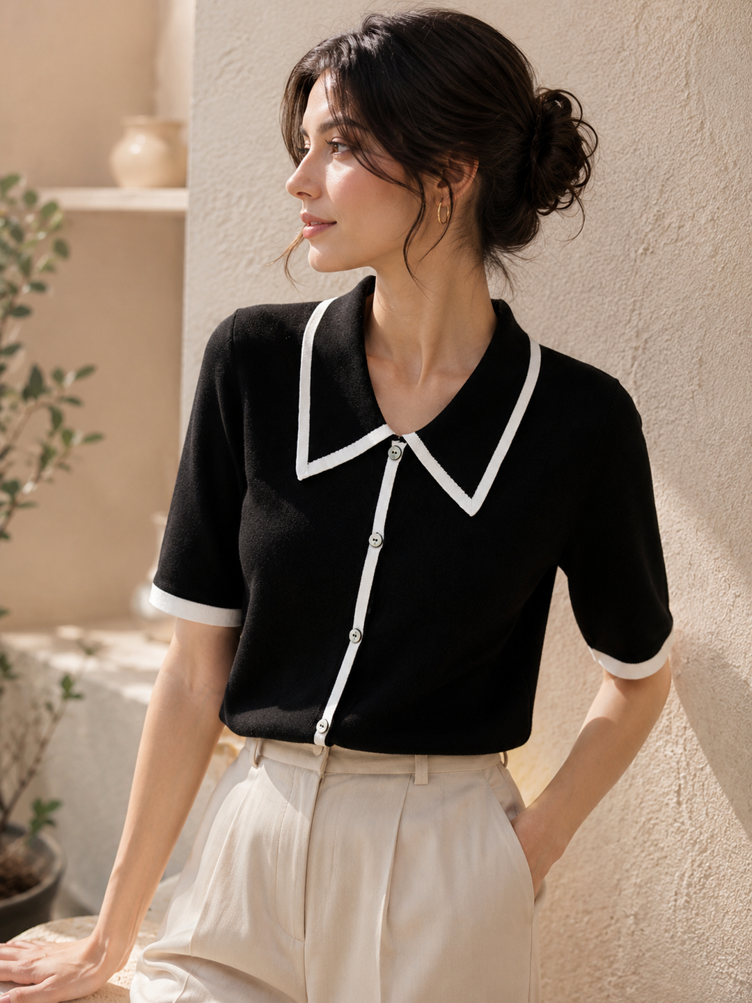 Ava Classic Contrast Lapel Knitted Top-White