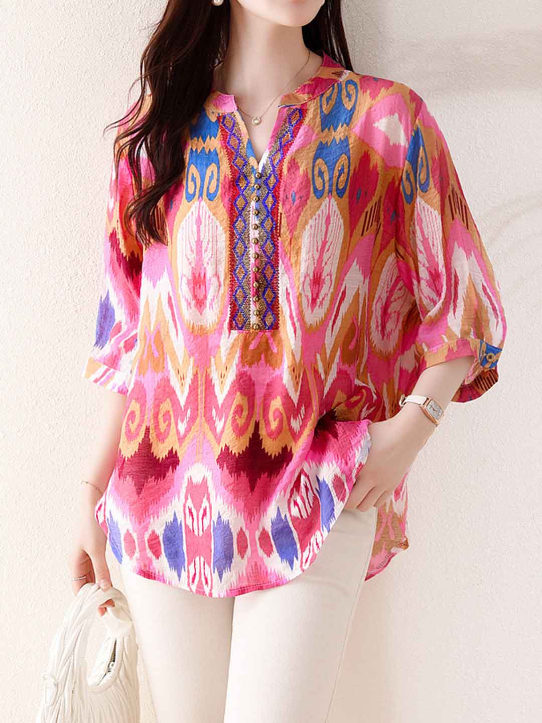 Jocelyn Loose V-Neck Printed Rhinestone Top