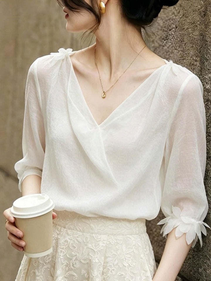 Hannah Retro V-Neck Chiffiton Blouse