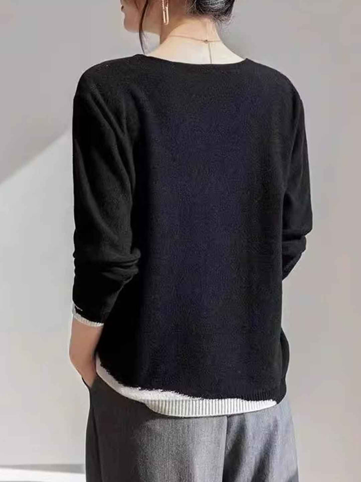Taylor Loose V-Neck Colorblocked Knitted Top