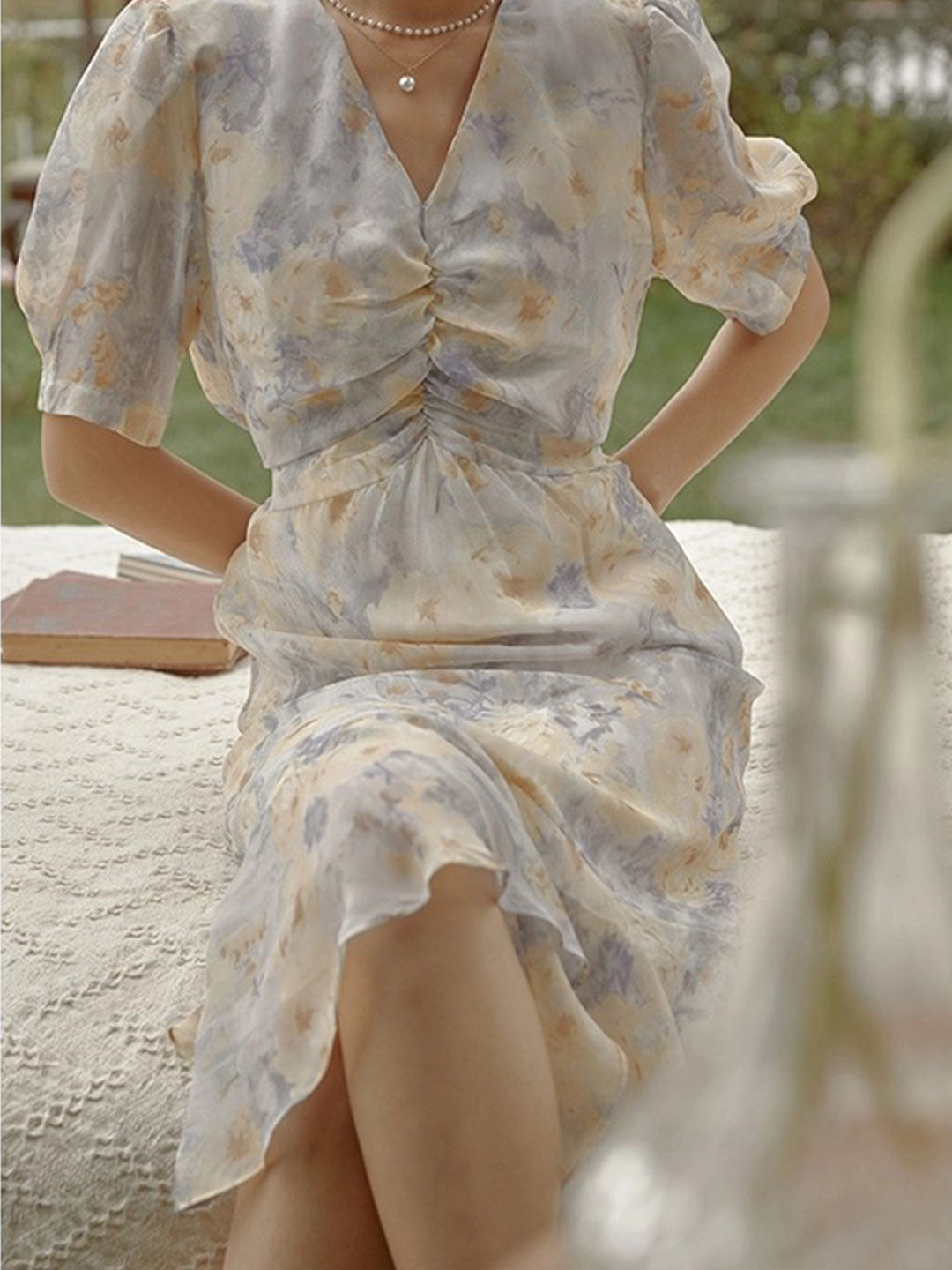 Eva Retro V-Neck Printed Floral Dress