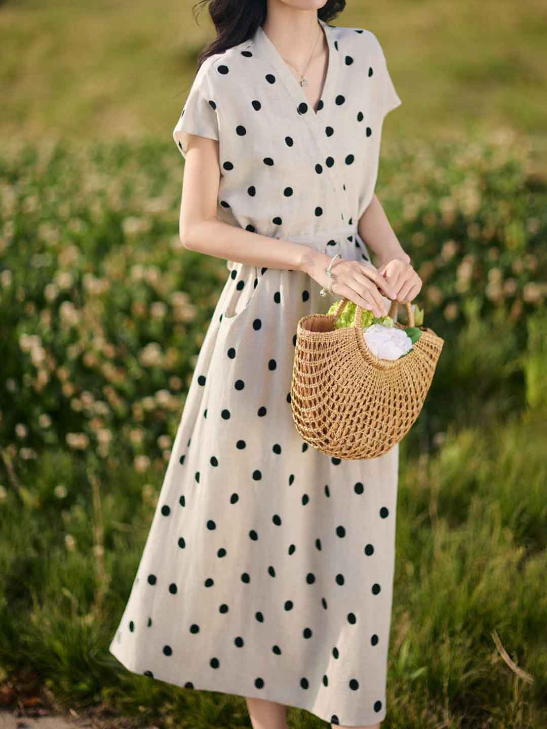 Sophie Retro V-Neck Polka Dot Dress