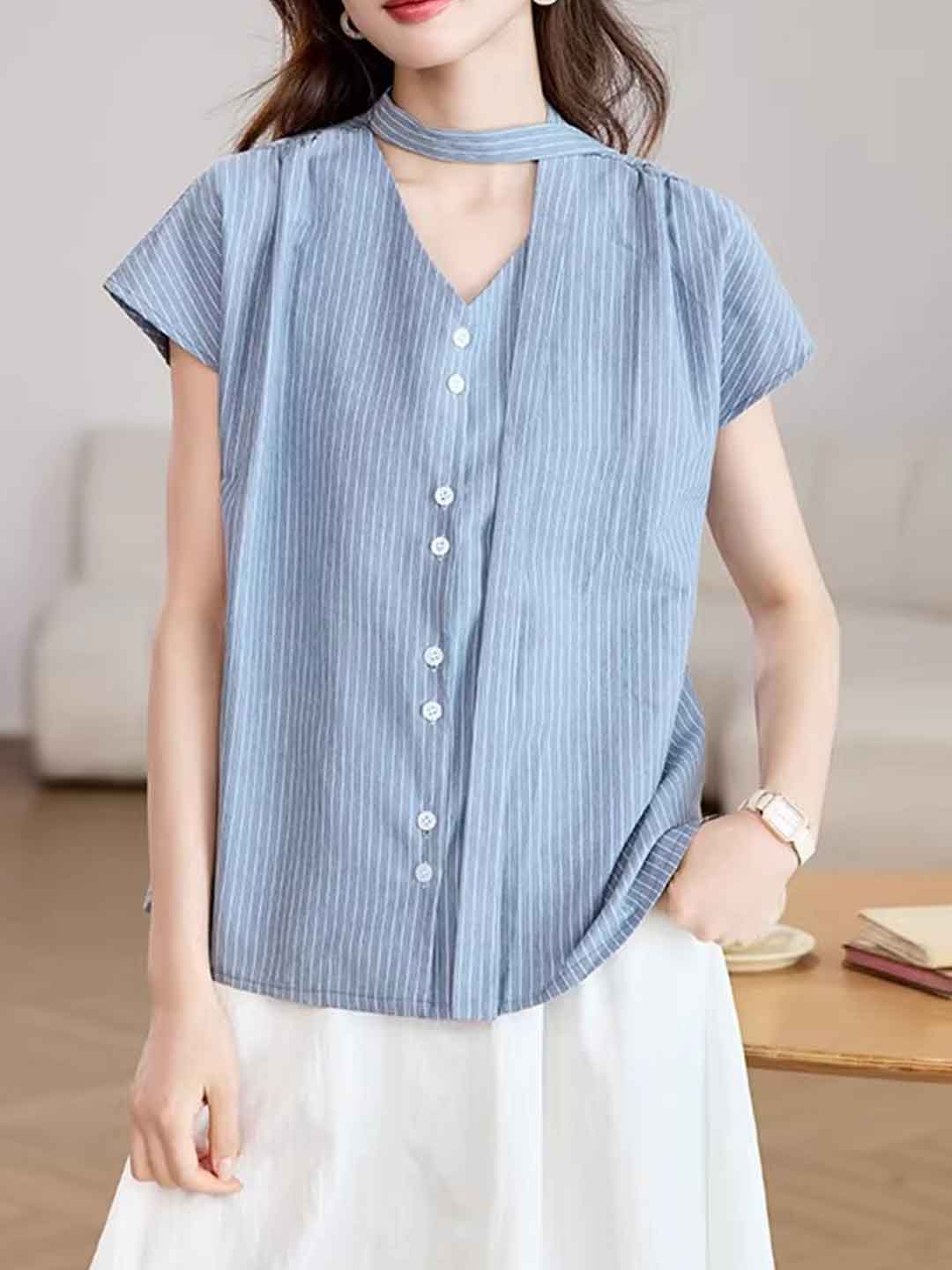 Brianna Daily V-Neck Ribbon Shirt