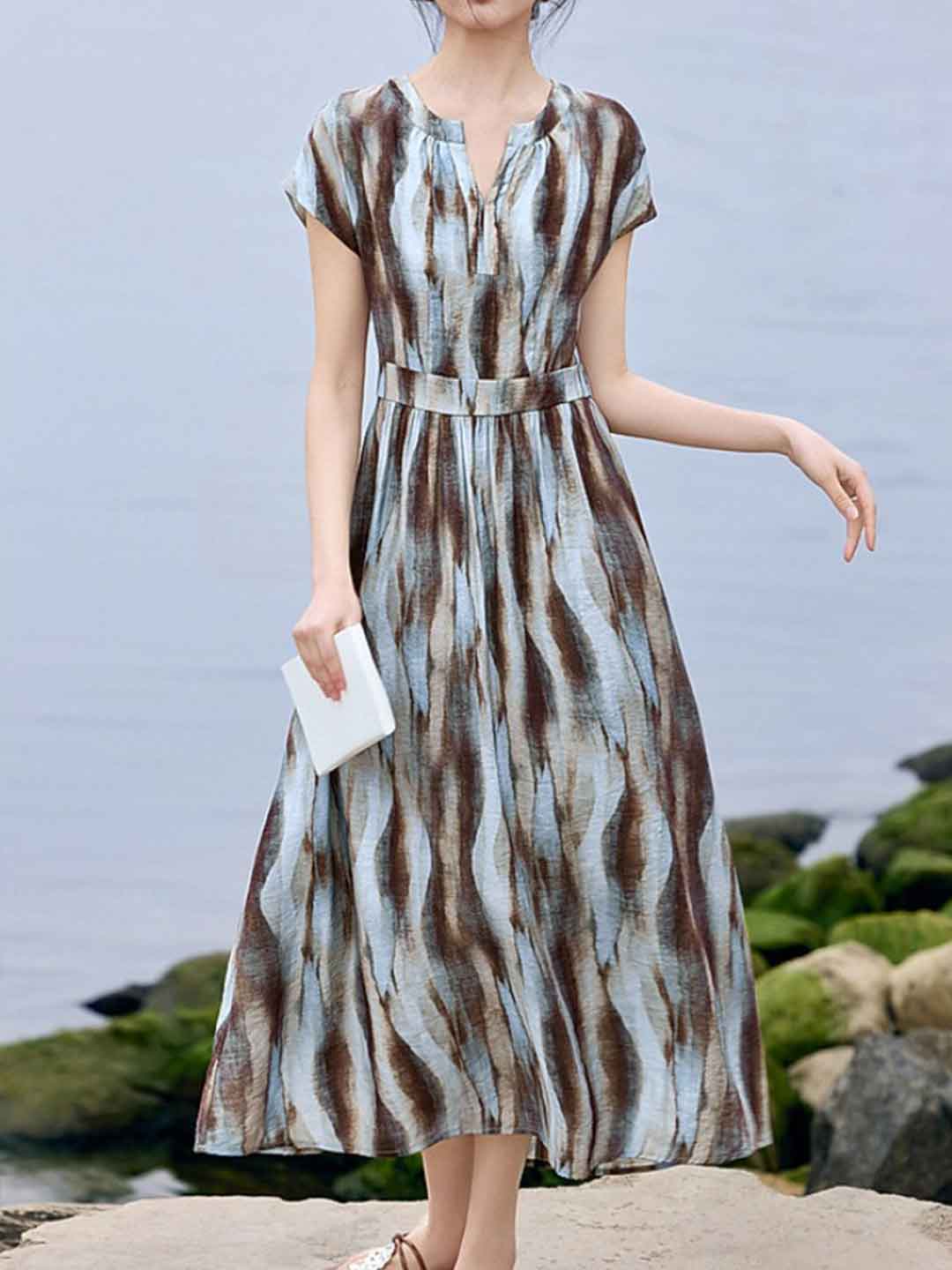 Camila Elegant V-Neck Printed Dress