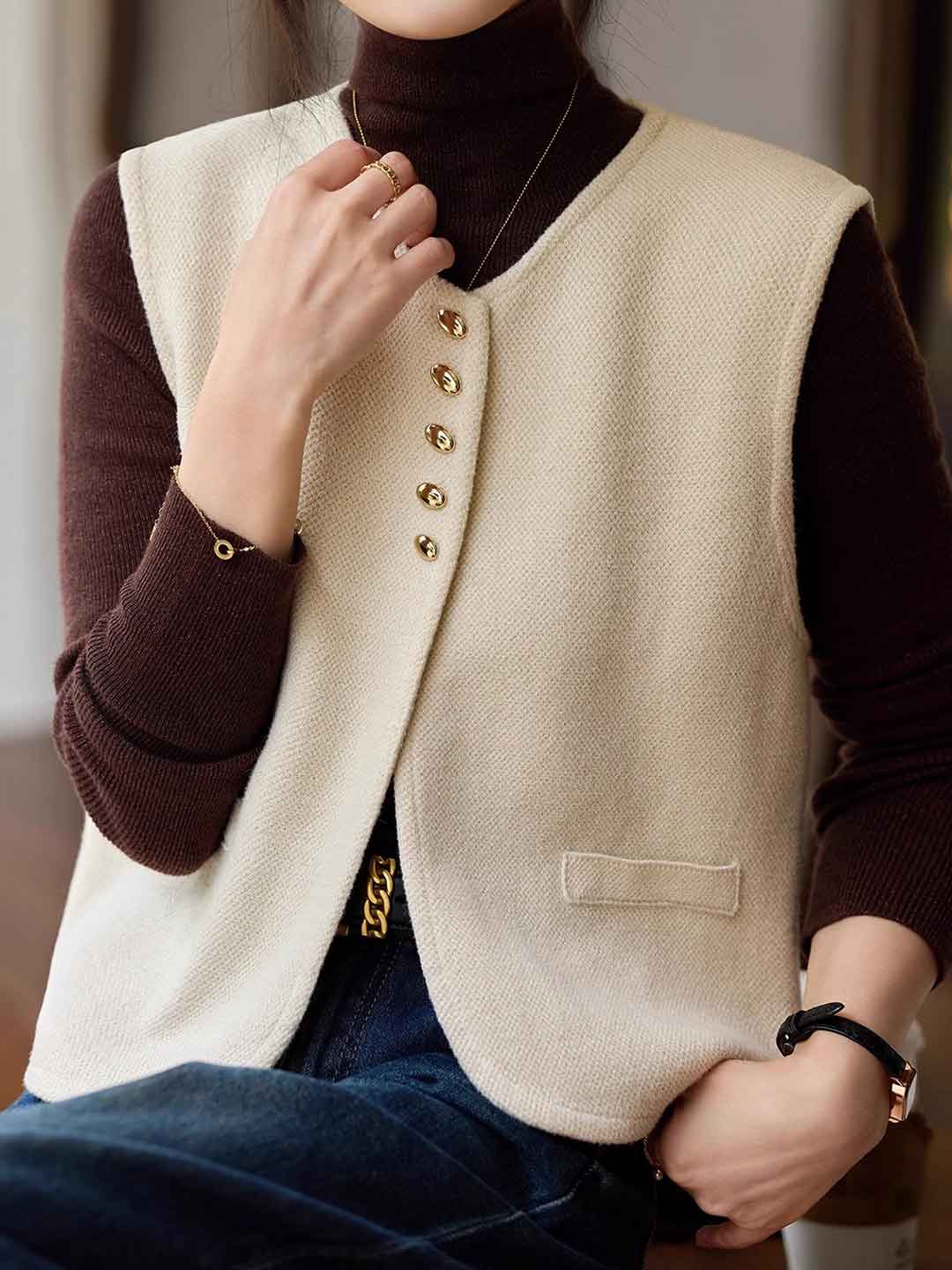 Gianna Retro Crew Neck Solid Color Knitted Vest