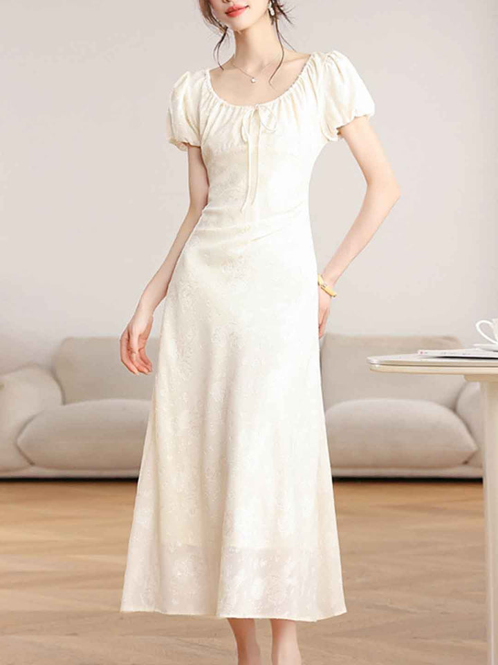 Chloe Elegant Crew Neck Puff Sleeve Jacquard Dress
