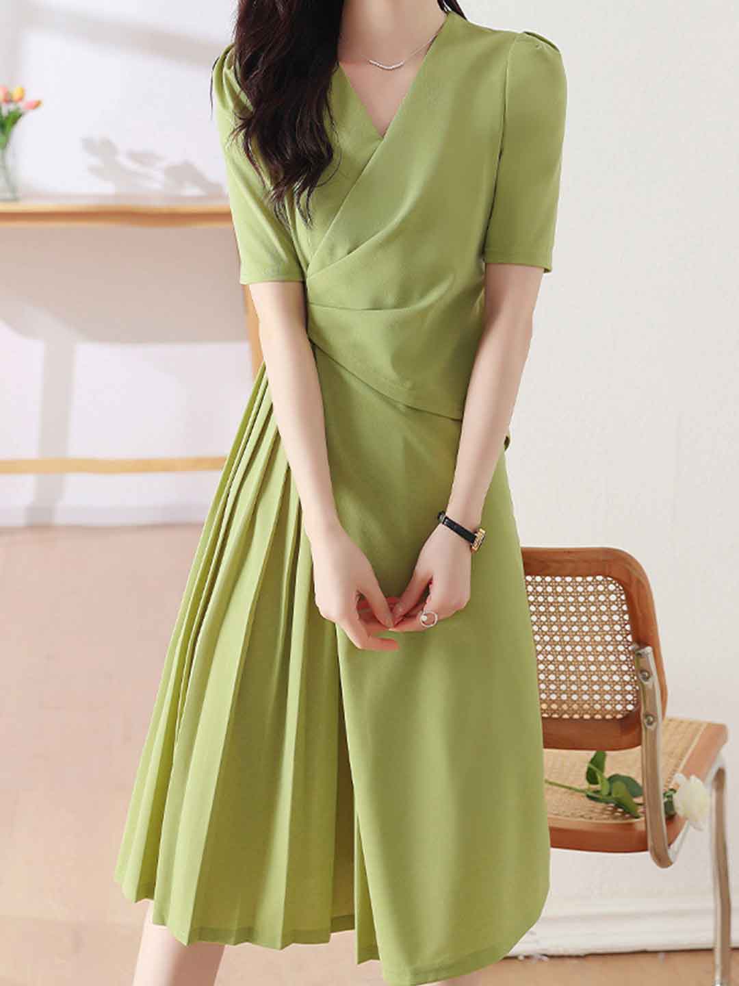 Emily Slim V-Neck Pleated Dress
