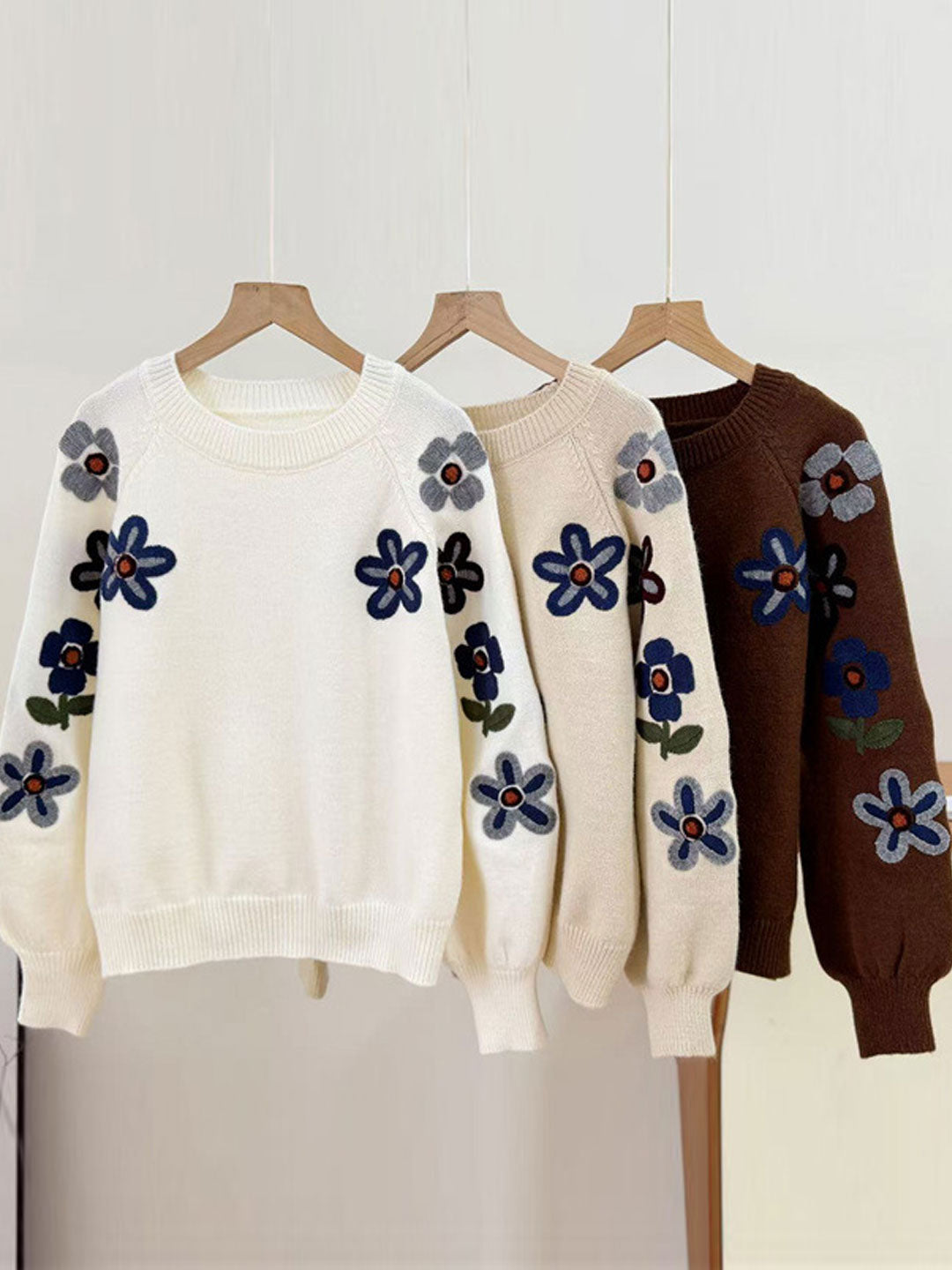 Sydney Classic Crew Neck Embroidered Floral Knitted Top