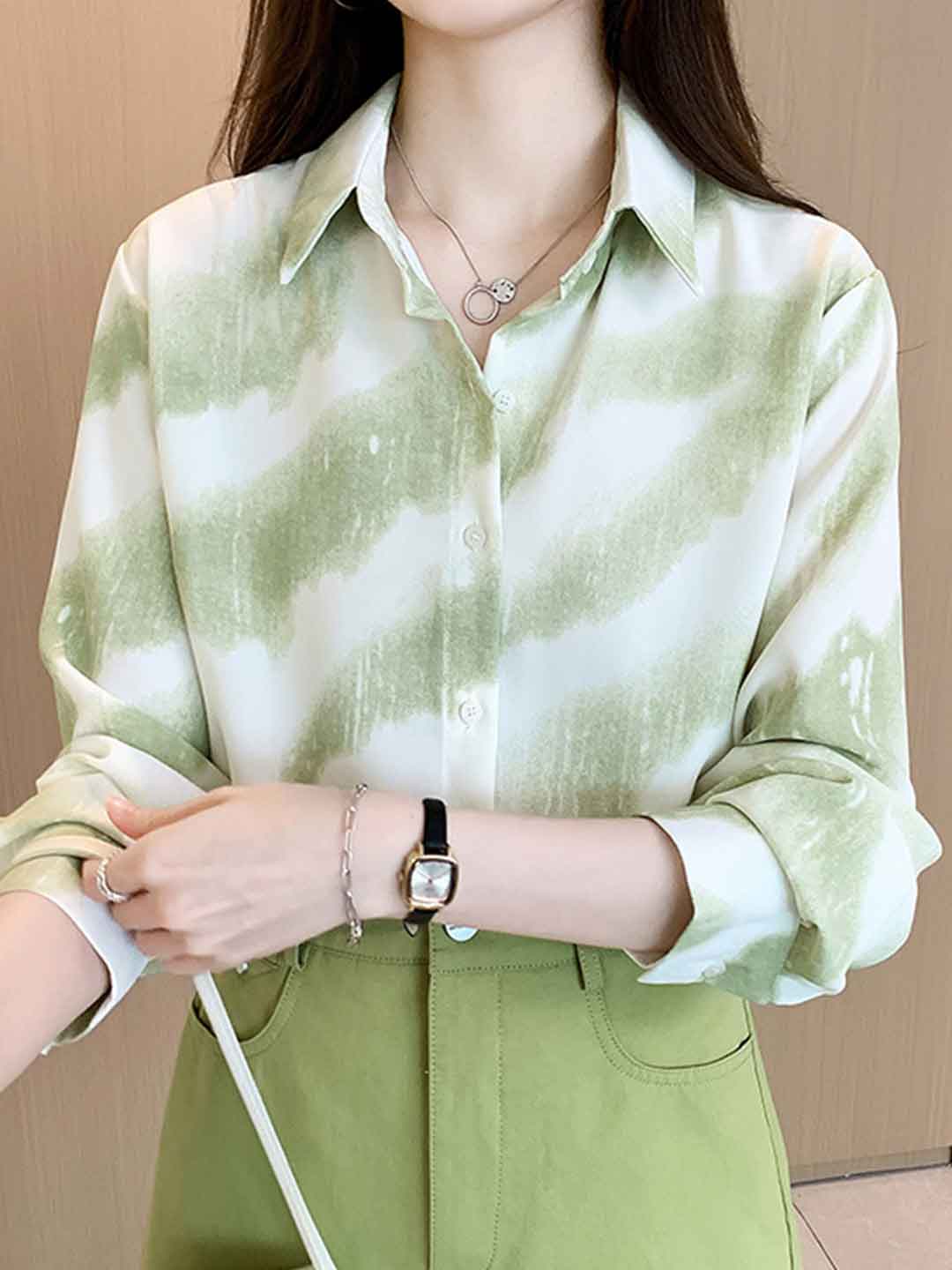 Mya Loose Polo Collar Printed Shirt