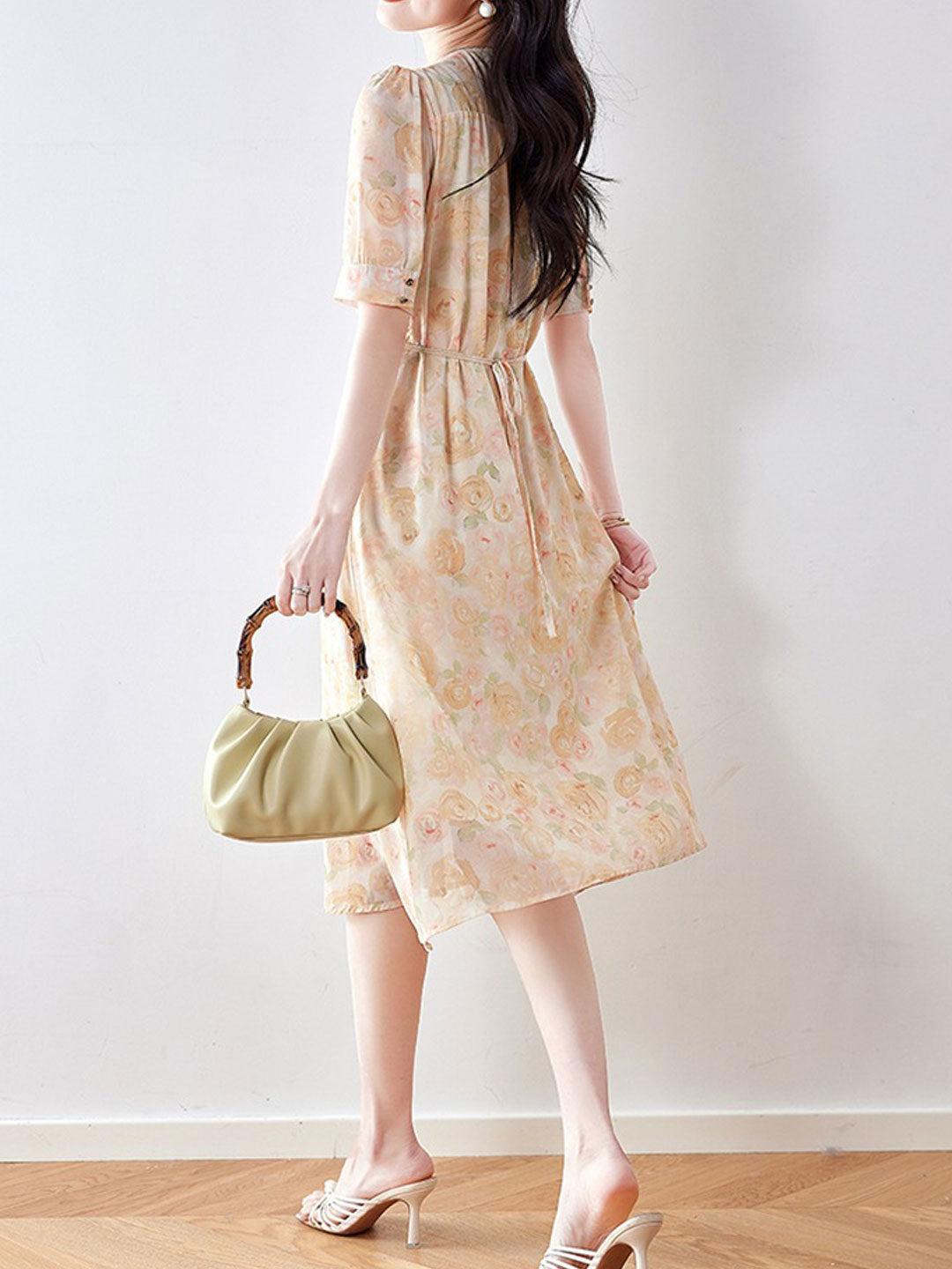 Gabriella Daily V-Neck Floral Printed Chiffon Dress