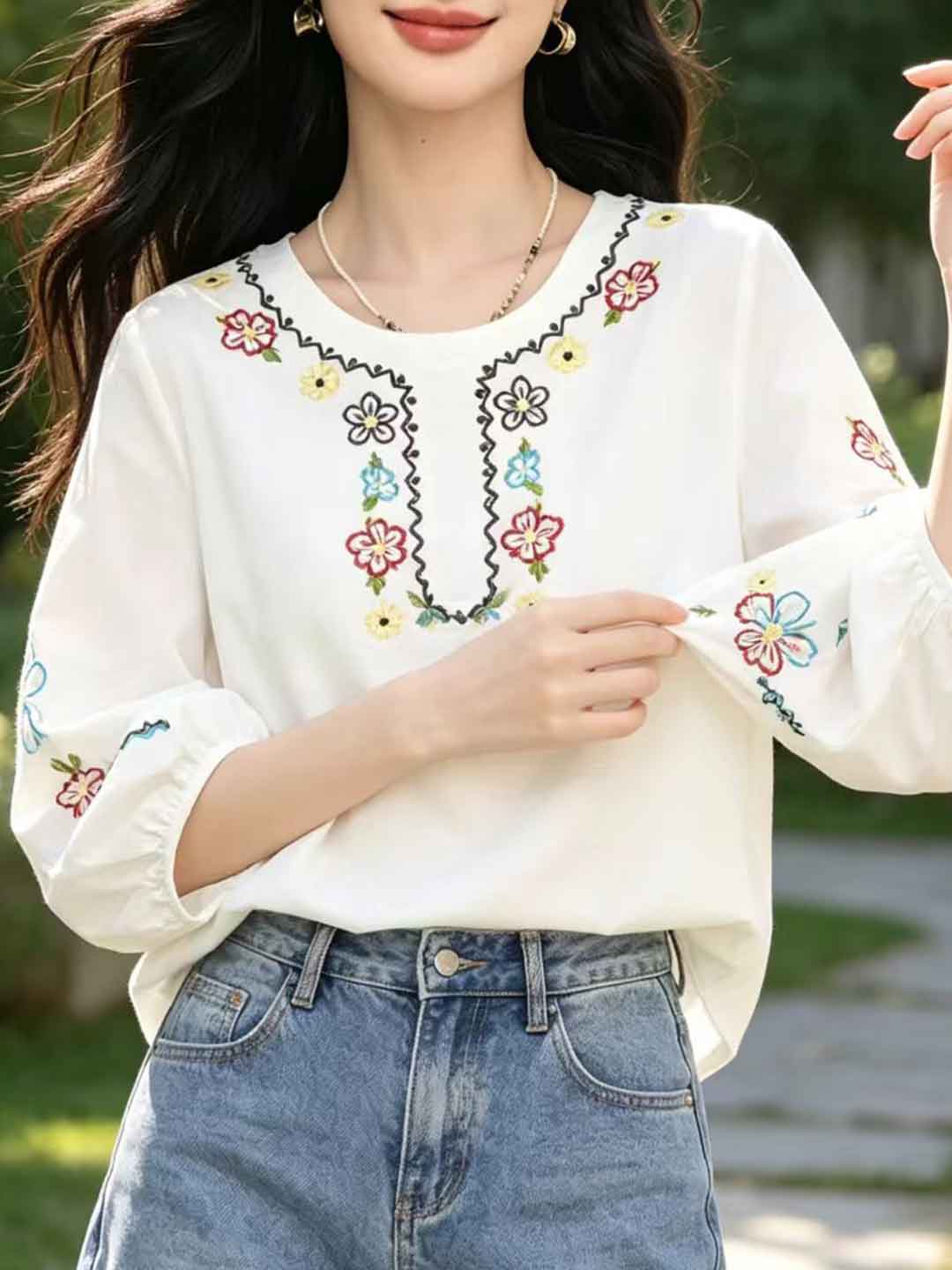 Madison Loose Crew Neck Latern Sleeve Embroidered Top