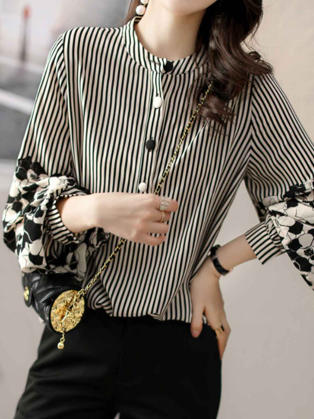 Rachel Classic Crew Neck Lantern Sleeve Striped Top
