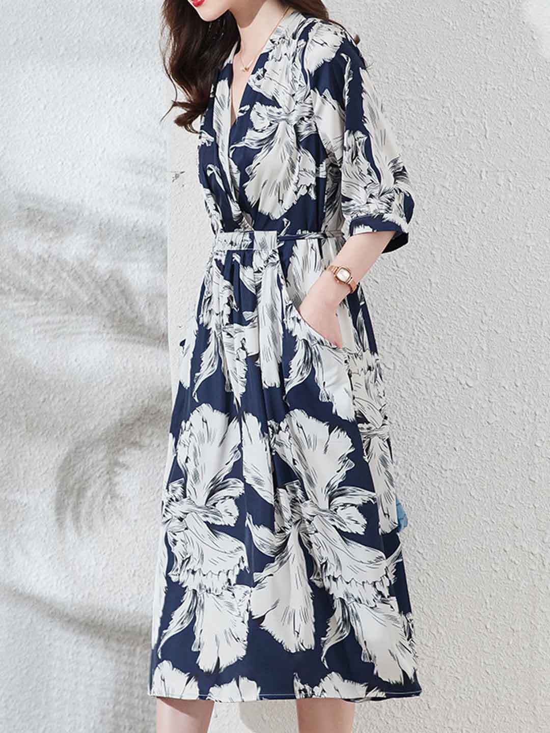 Olivia Daily V-Neck Floral Printed Dress