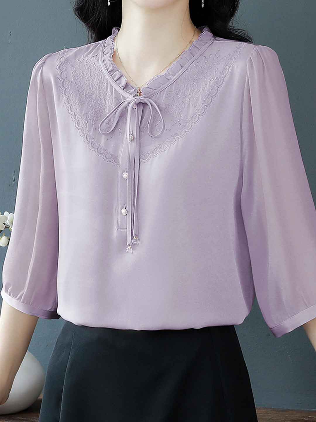 Maria Classic V-Neck Lantern Sleeve Auricular Lace Top