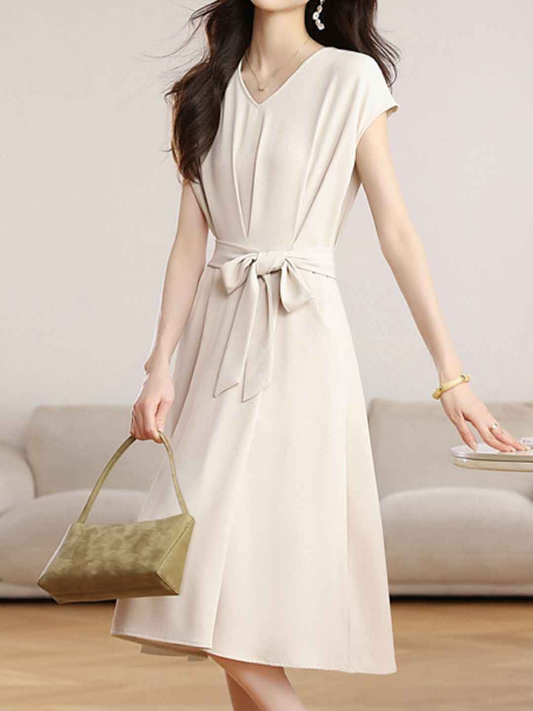 Elizabeth Daily V-Neck Solid Color Chiffon Dress