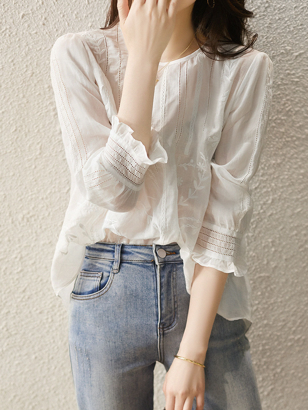 Claire Retro Crew Neck Solid Color Embroidered Hollowed Top