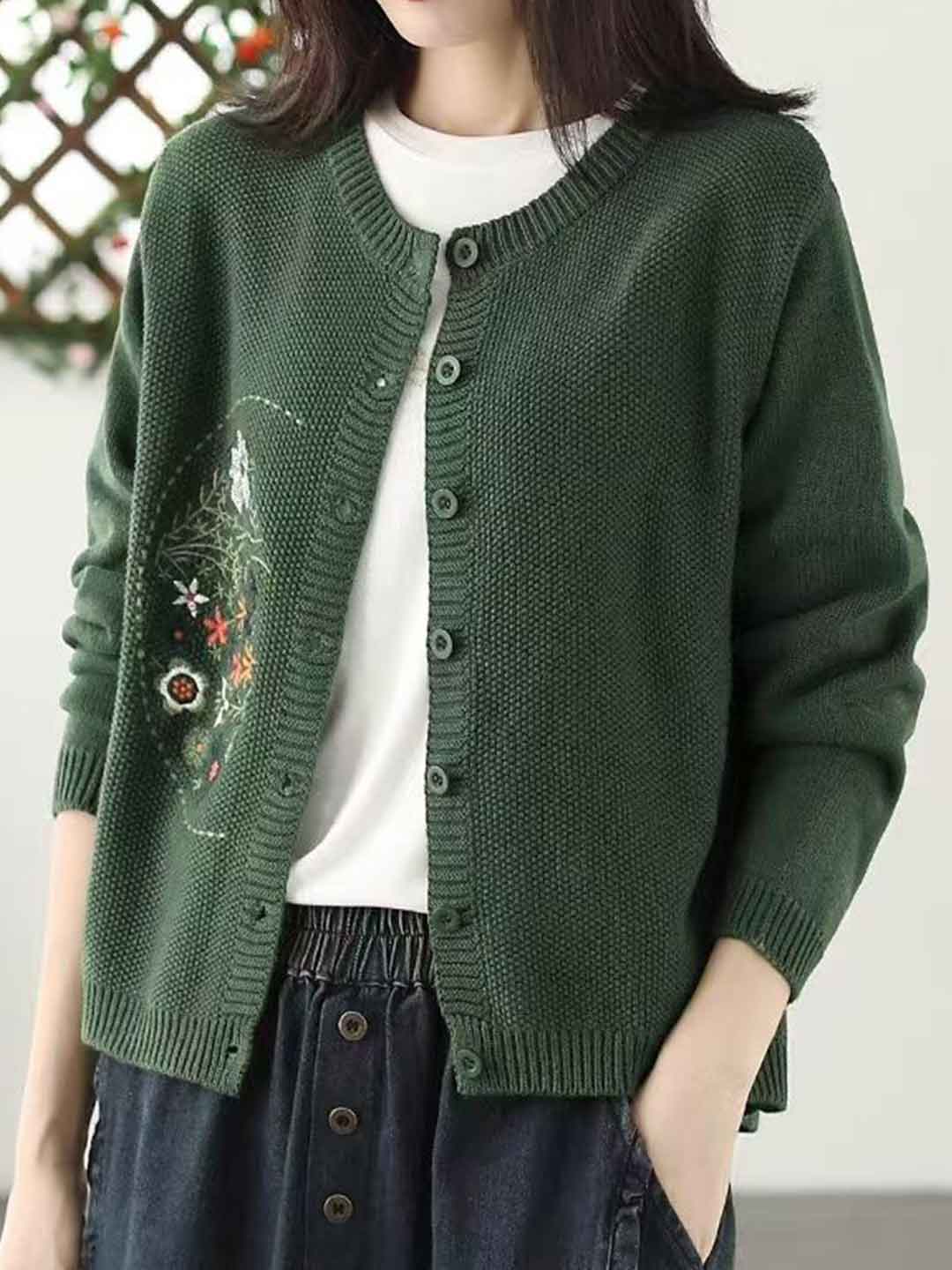 Anna Classic Crew Neck Embroidered Knitted Cardigan