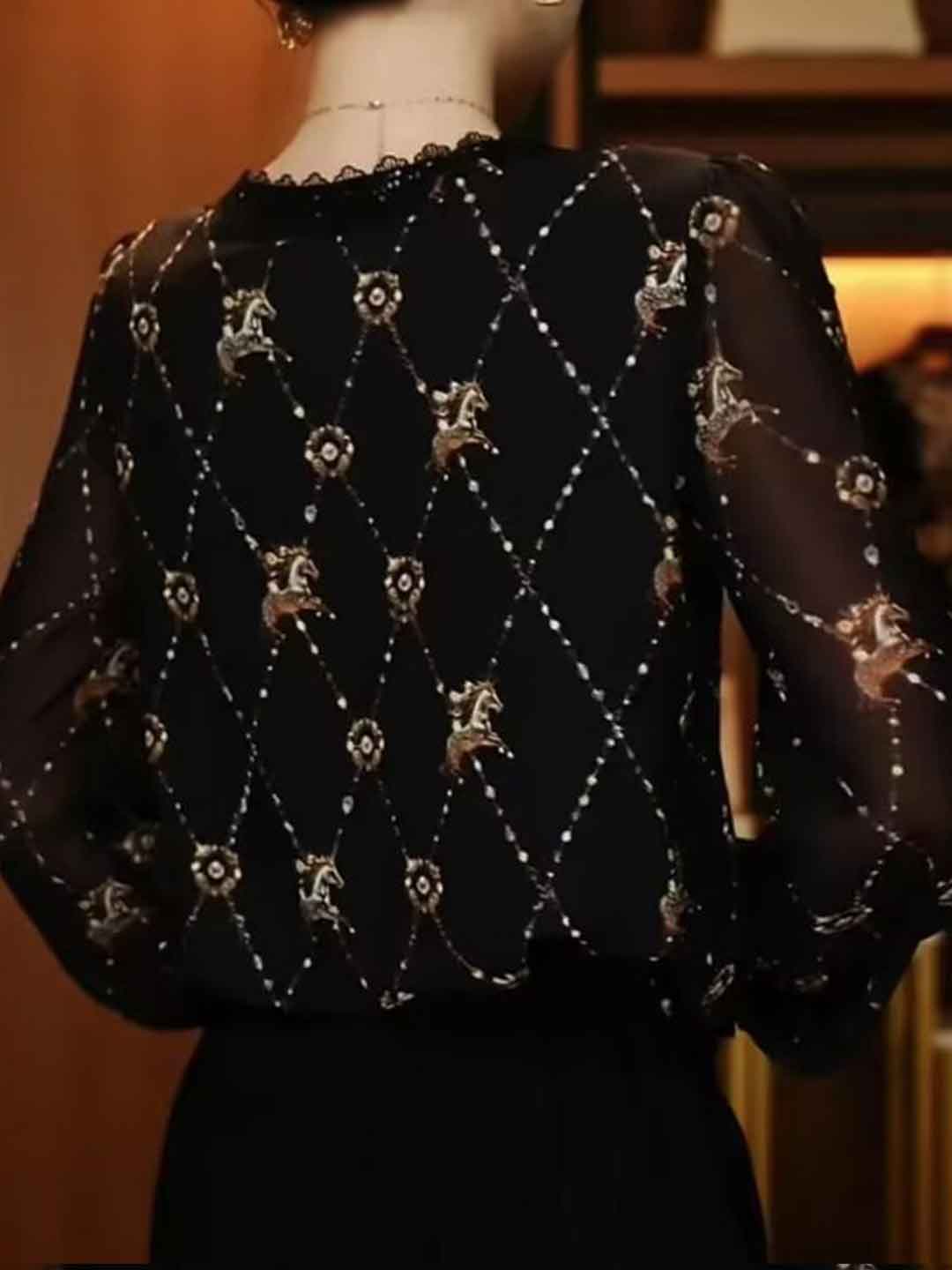 Natalie Elegant Crew Neck Printed Top