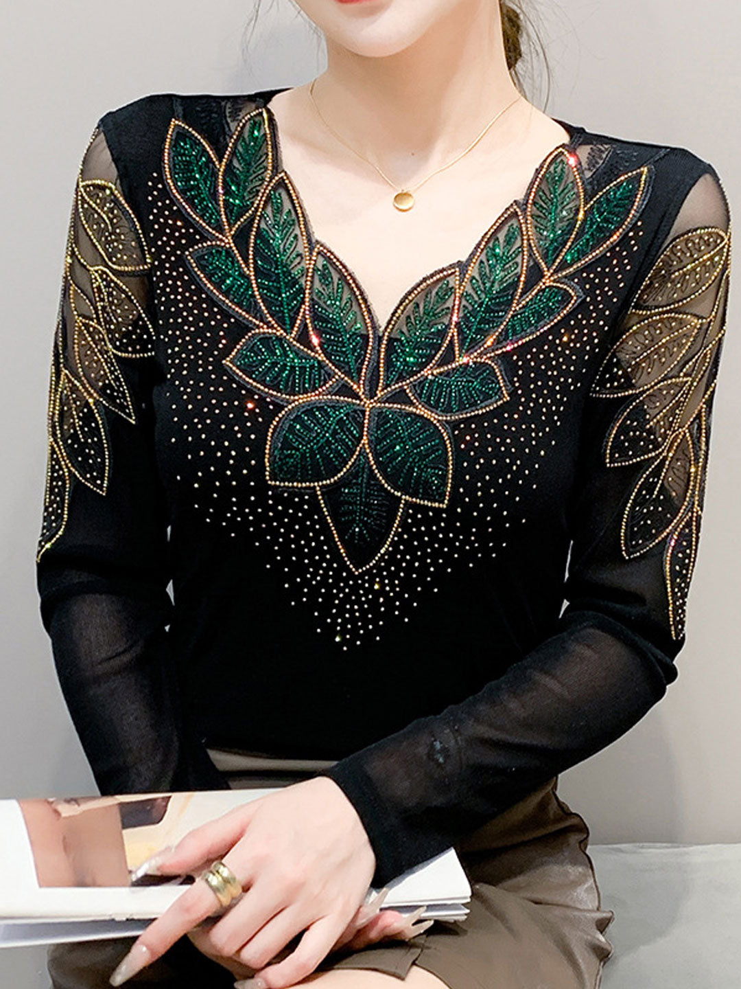 Evelyn Slim V-Neck Mesh Lace Rhinestone Top