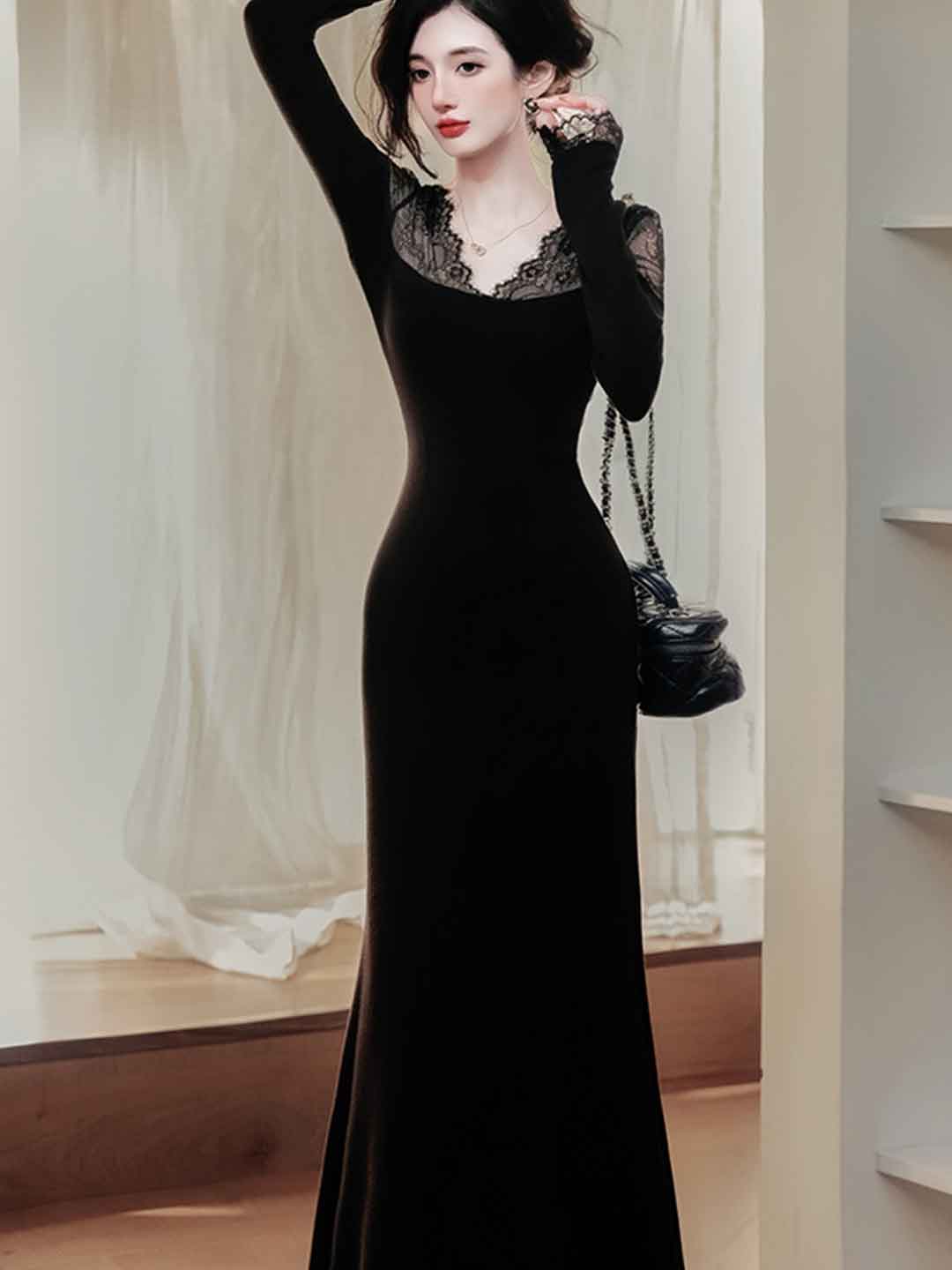 Ella Elegant V-neck Lace Knitted Dress