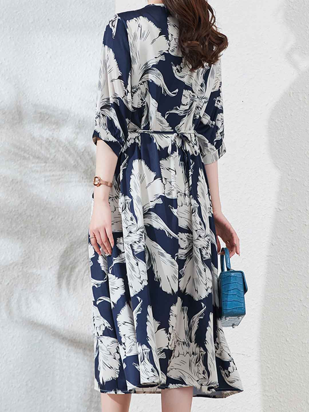 Olivia Daily V-Neck Floral Printed Dress