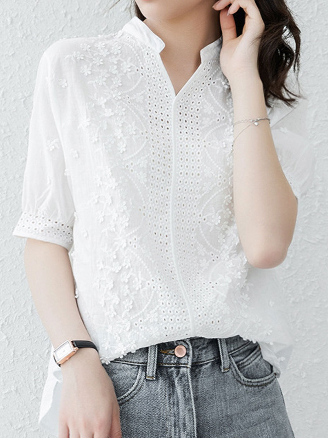 Brooke Classic V-Neck Puff Sleeve Hollowed Top
