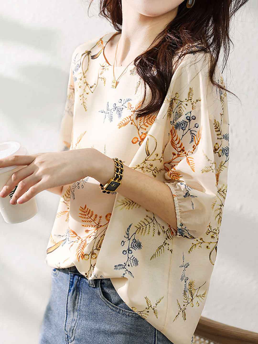 Chloe Classic Crew Neck Printed Top
