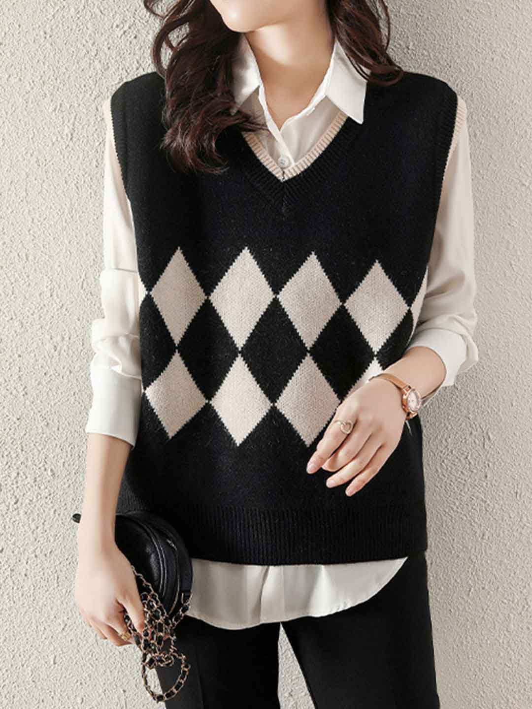 Grace Loose V-Neck Knitted Vest