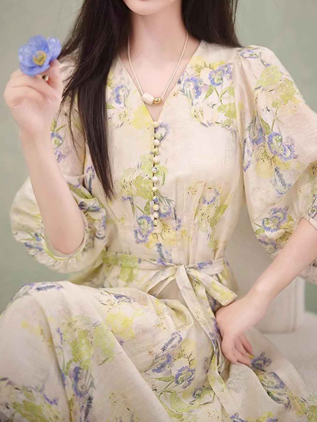 Hailey Elegant V-Neck Printed Dress