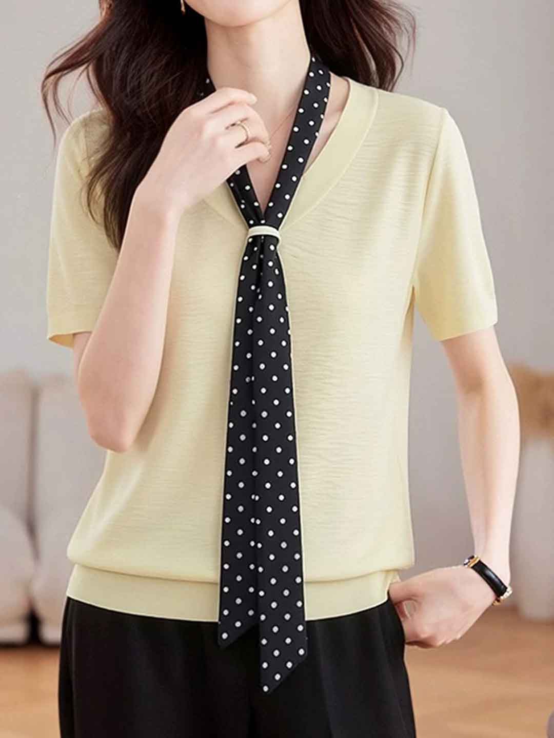 Leah Daily V-Neck Polka Dot Ribbon Top