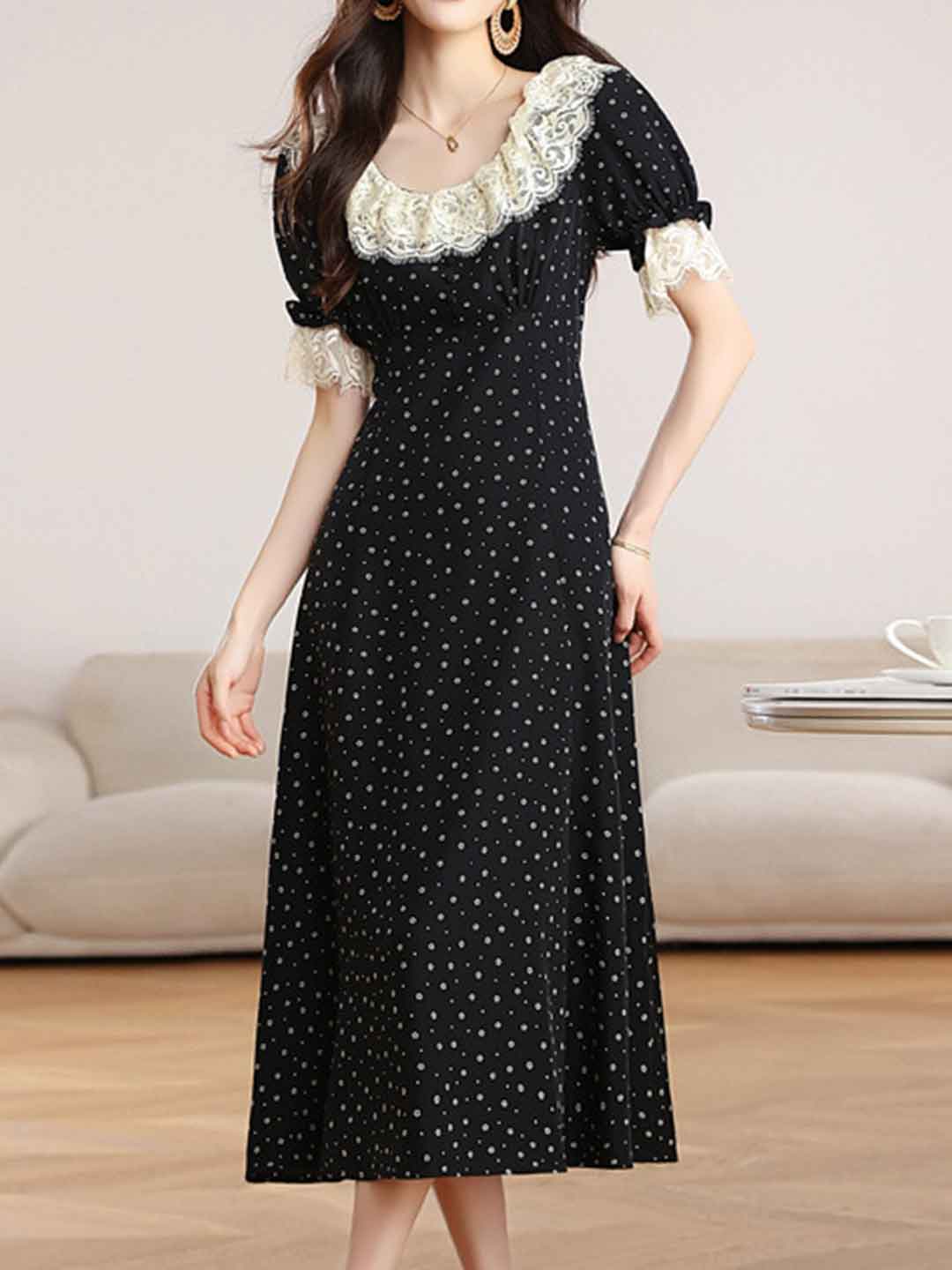 Emily Retro Ruffled Collar Floral Dress