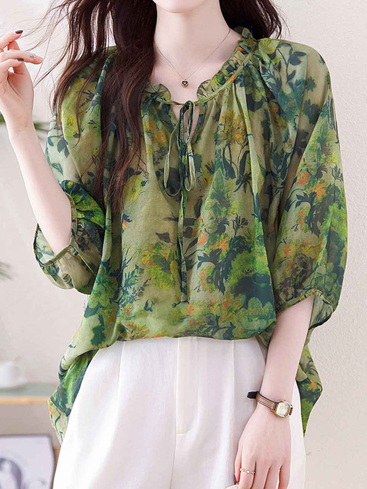 Emma Chic Auricular Floral Printed Chiffon Top