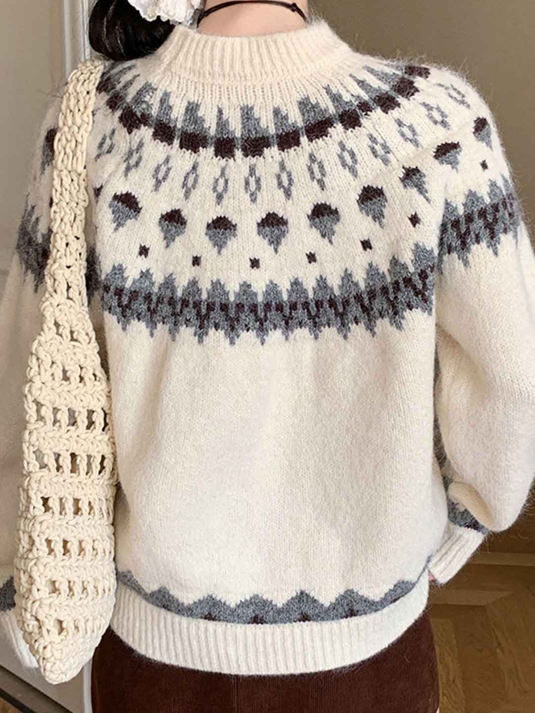 Taylor Vacation Crew Neck Jacquard Knitted Pullover Sweater