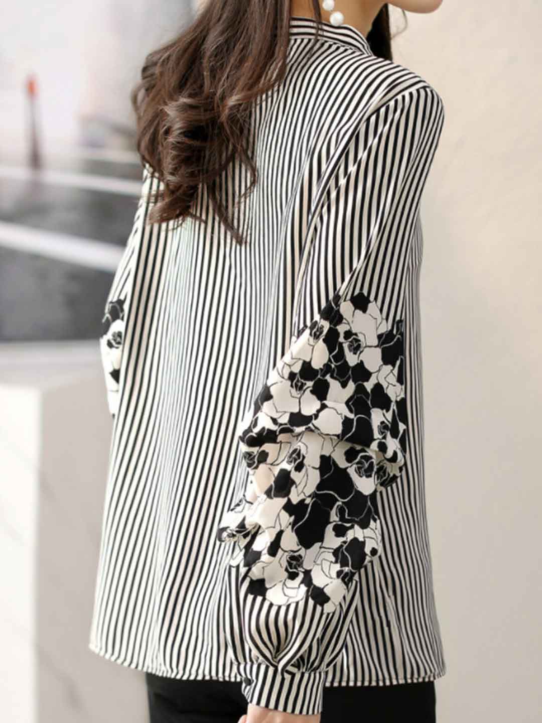 Rachel Classic Crew Neck Lantern Sleeve Striped Top