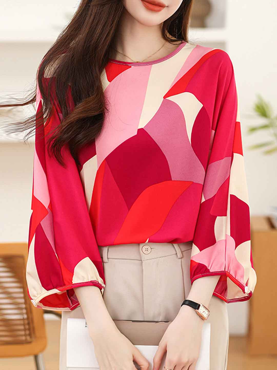 Leah Chic Crew Neck Lantern Sleeve Top