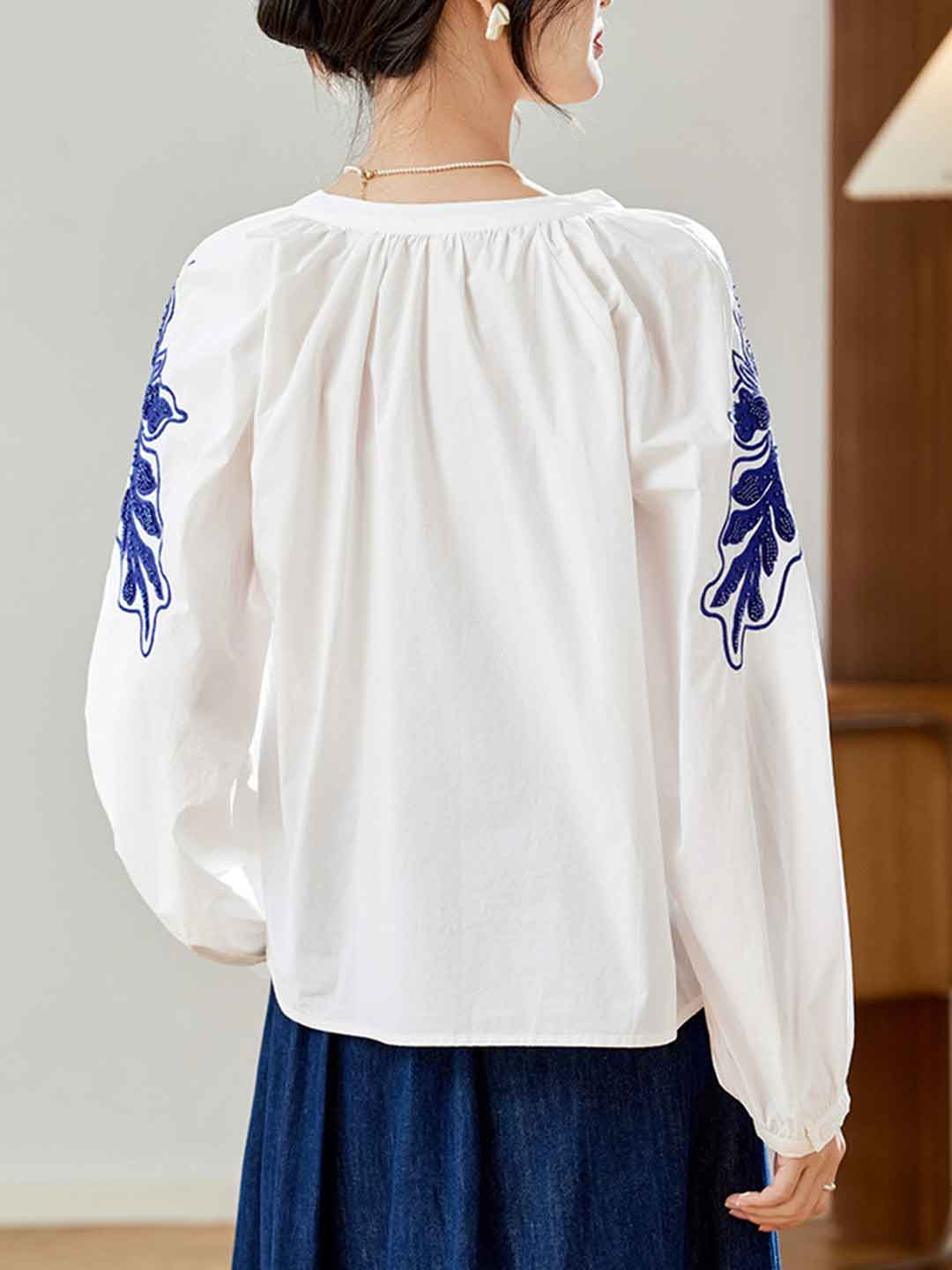 Olivia Loose V-neck Lantern Sleeve Embroidered Top