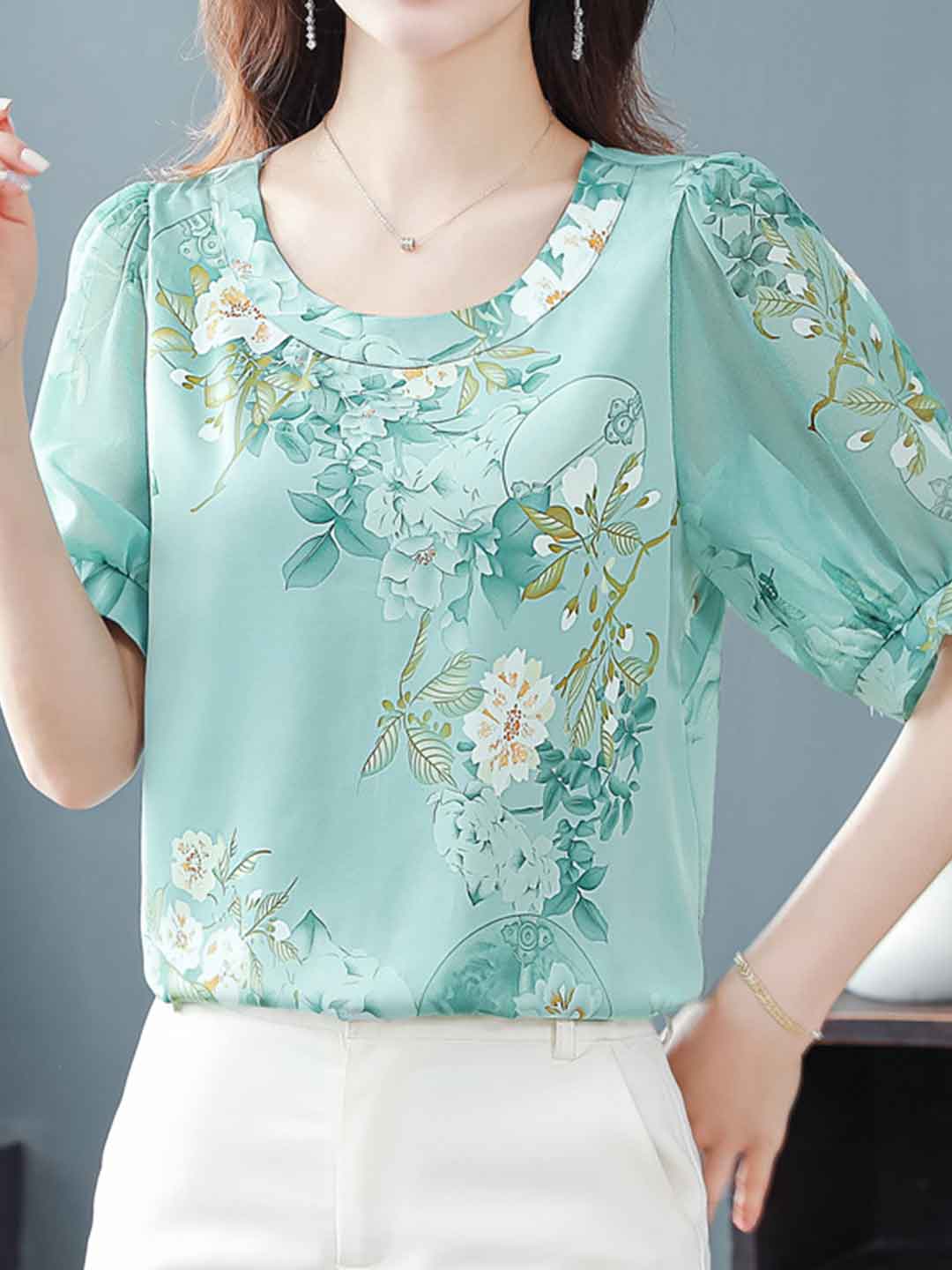 Taylor Loose Crew Neck Floral Printed Top