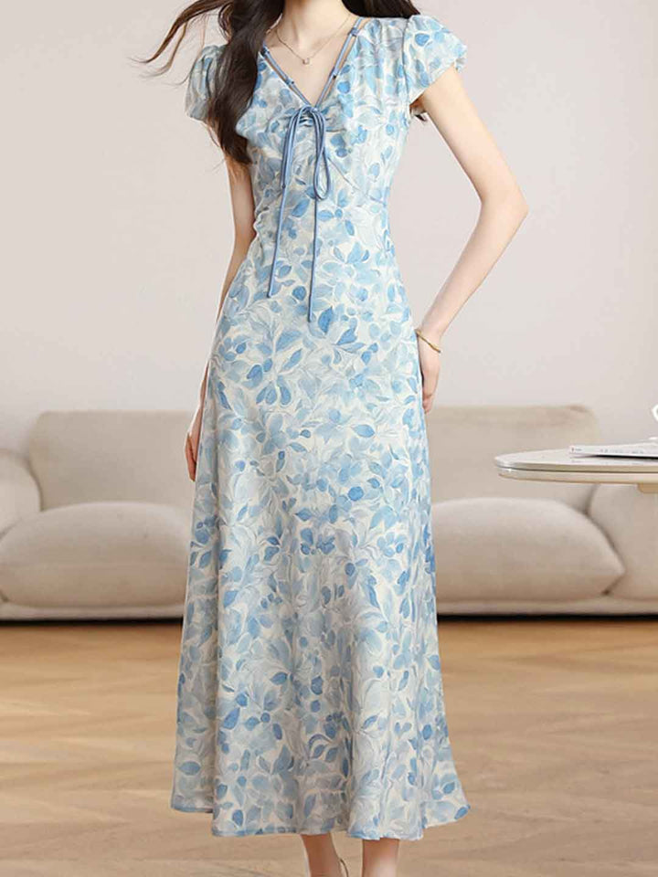 Chloe Elegant V-neck Waisted Printed Dress